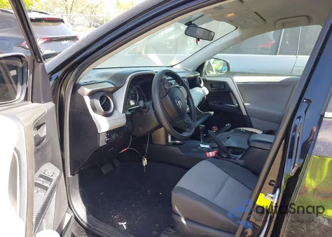 2013 Toyota Rav4 Le z USA, uszkodzony, nr VIN 2T3BFREV0DW122519